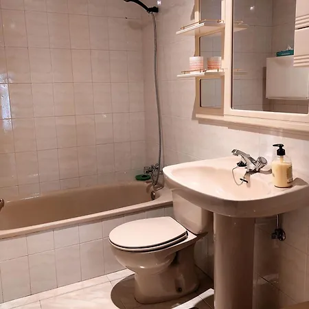 Nido Ria Apartment *